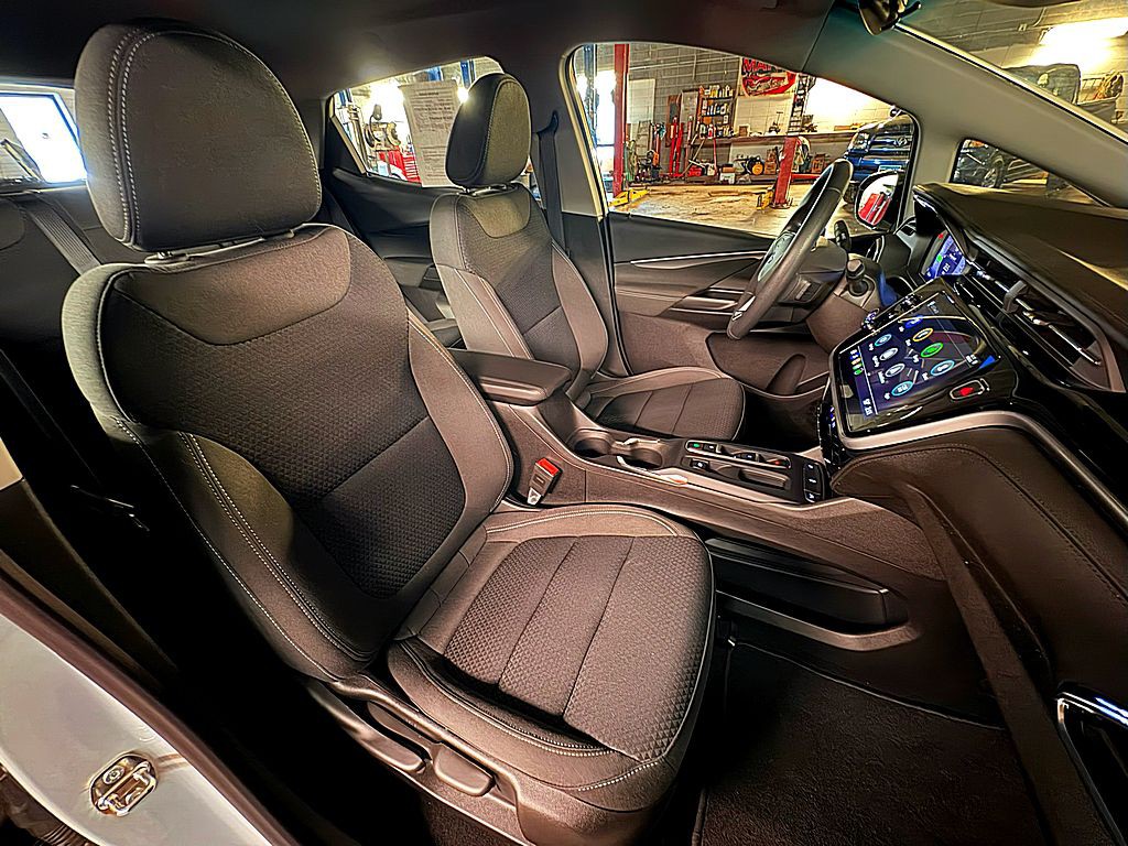 2023 Chevrolet Bolt EV Image 24