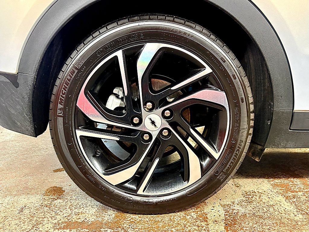 2023 Chevrolet Bolt EV Image 25