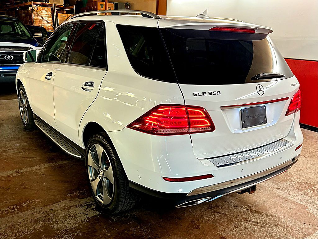 2017 Mercedes-Benz GLE-Class Image 5