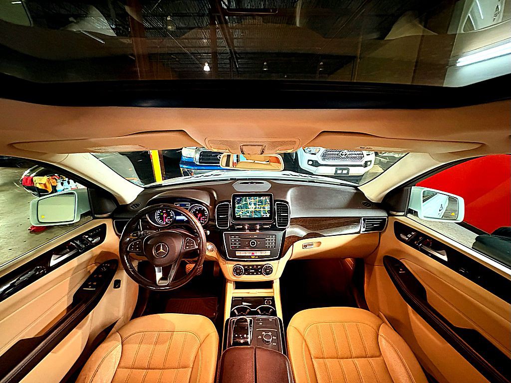 2017 Mercedes-Benz GLE-Class Image 21