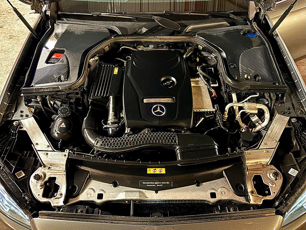 2017 Mercedes-Benz E-Class Image 2
