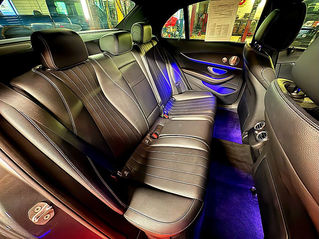 2017 Mercedes-Benz E-Class Image 28