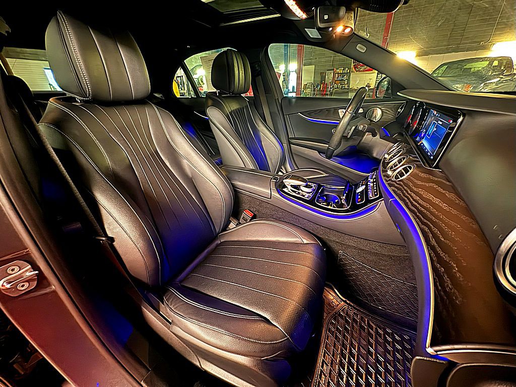 2017 Mercedes-Benz E-Class Image 29
