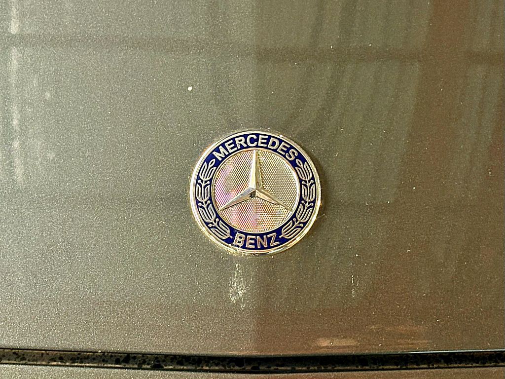 2017 Mercedes-Benz E-Class Image 31