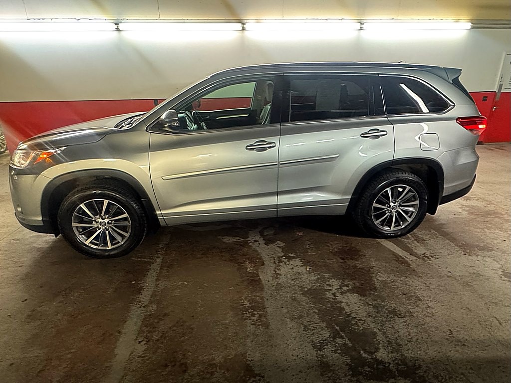 2018 Toyota Highlander Image 4