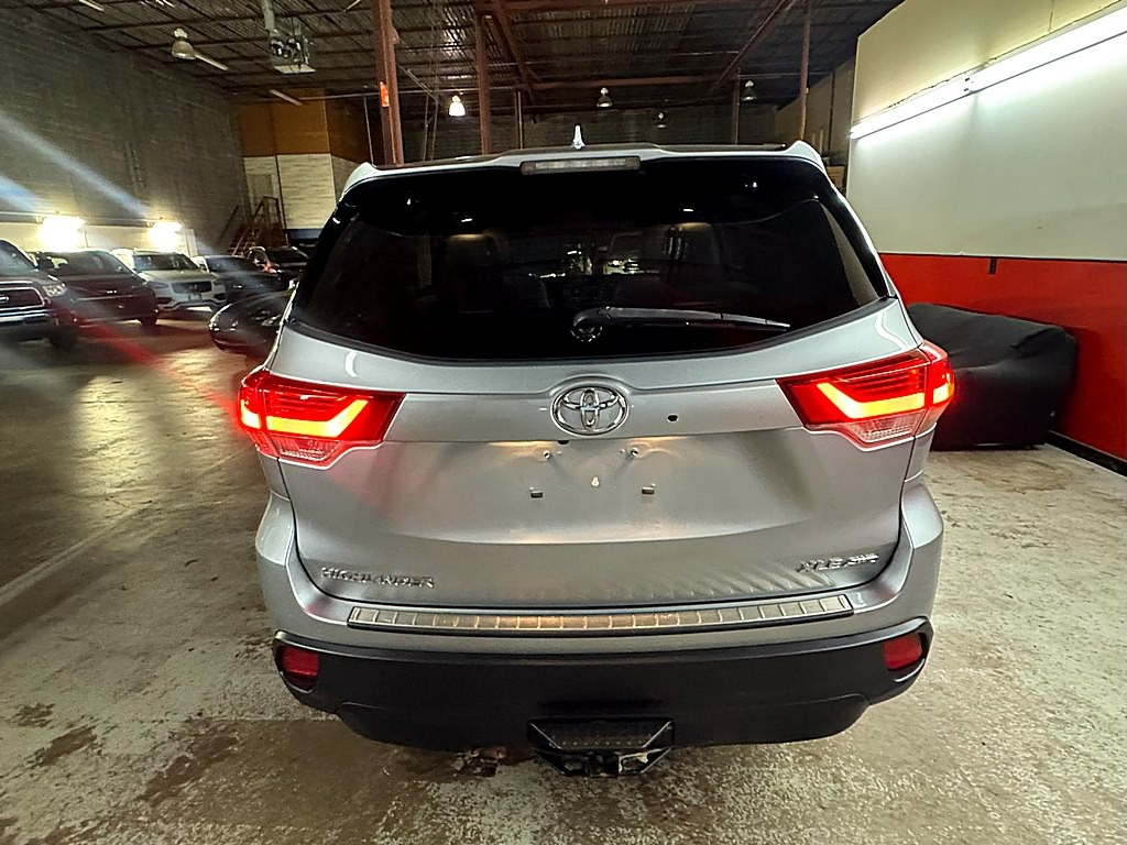 2018 Toyota Highlander Image 6