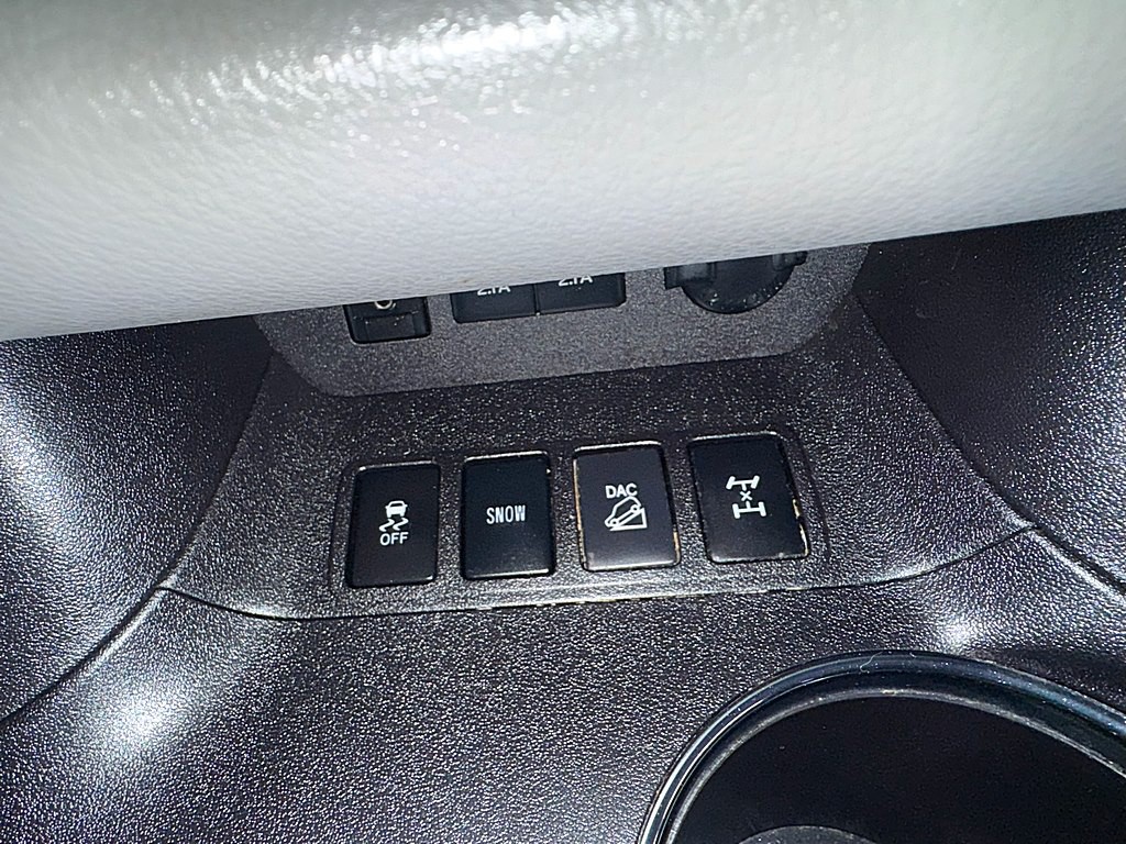 2018 Toyota Highlander Image 16