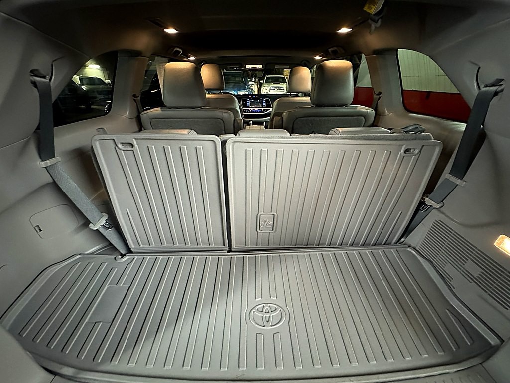 2018 Toyota Highlander Image 20