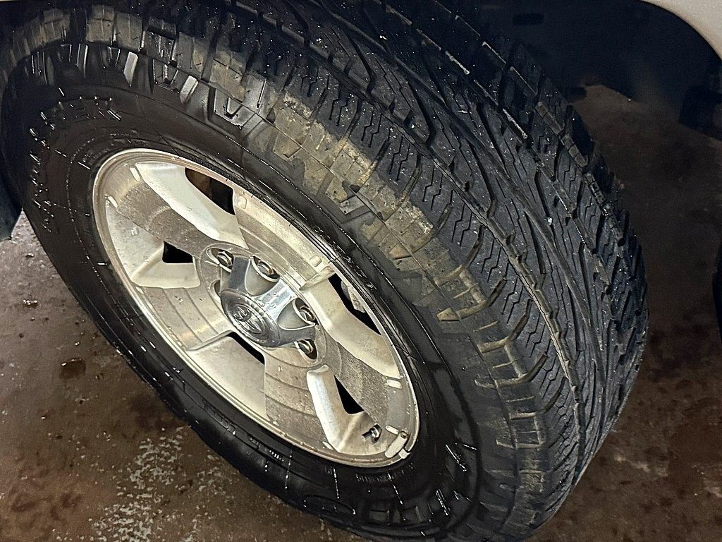 2004 Toyota 4Runner Image 4