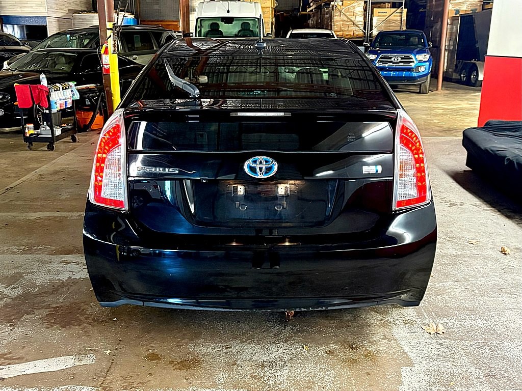 2012 Toyota Prius Image 6