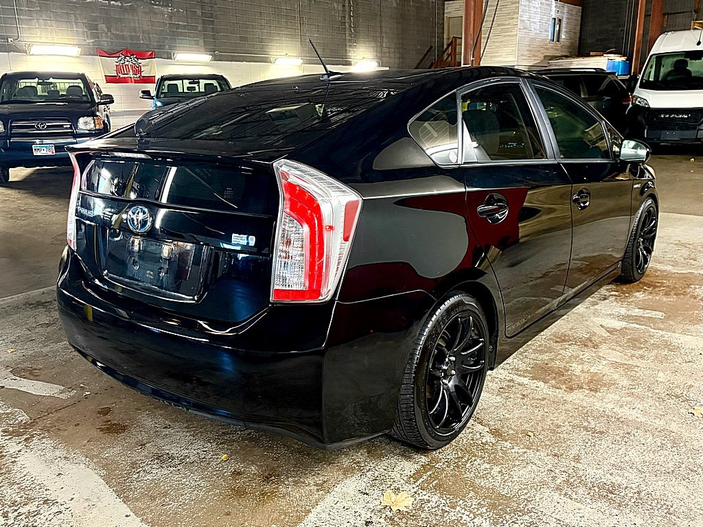 2012 Toyota Prius Image 7