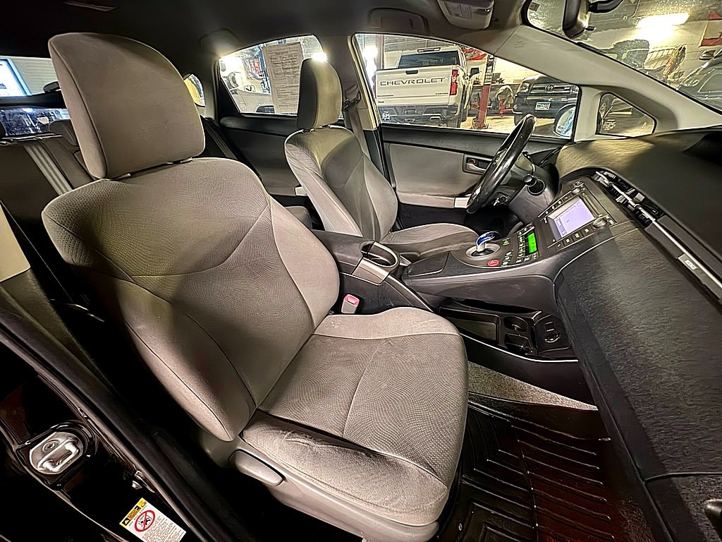2012 Toyota Prius Image 22