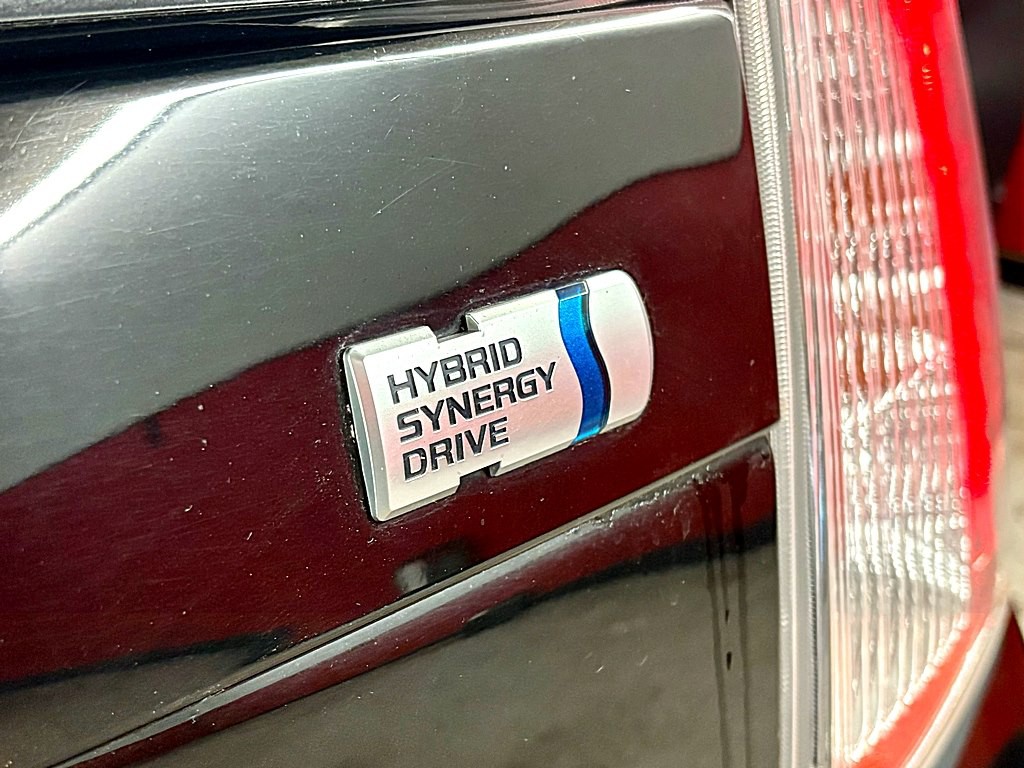 2012 Toyota Prius Image 24