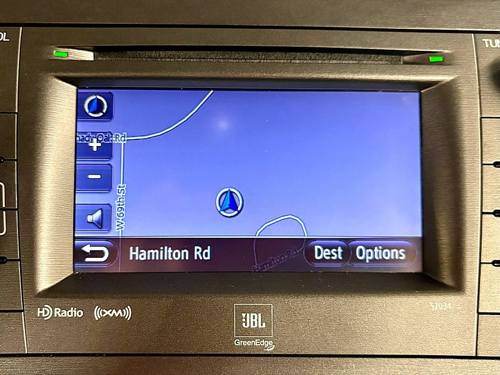 2013 Toyota Prius Image 14