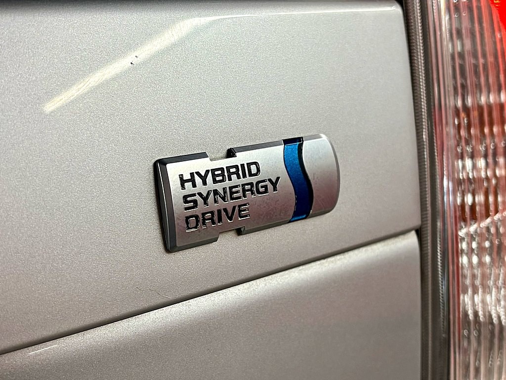 2013 Toyota Prius Image 28