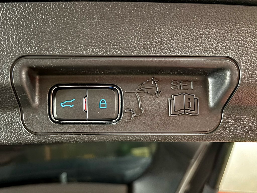 2021 Ford Explorer Image 31