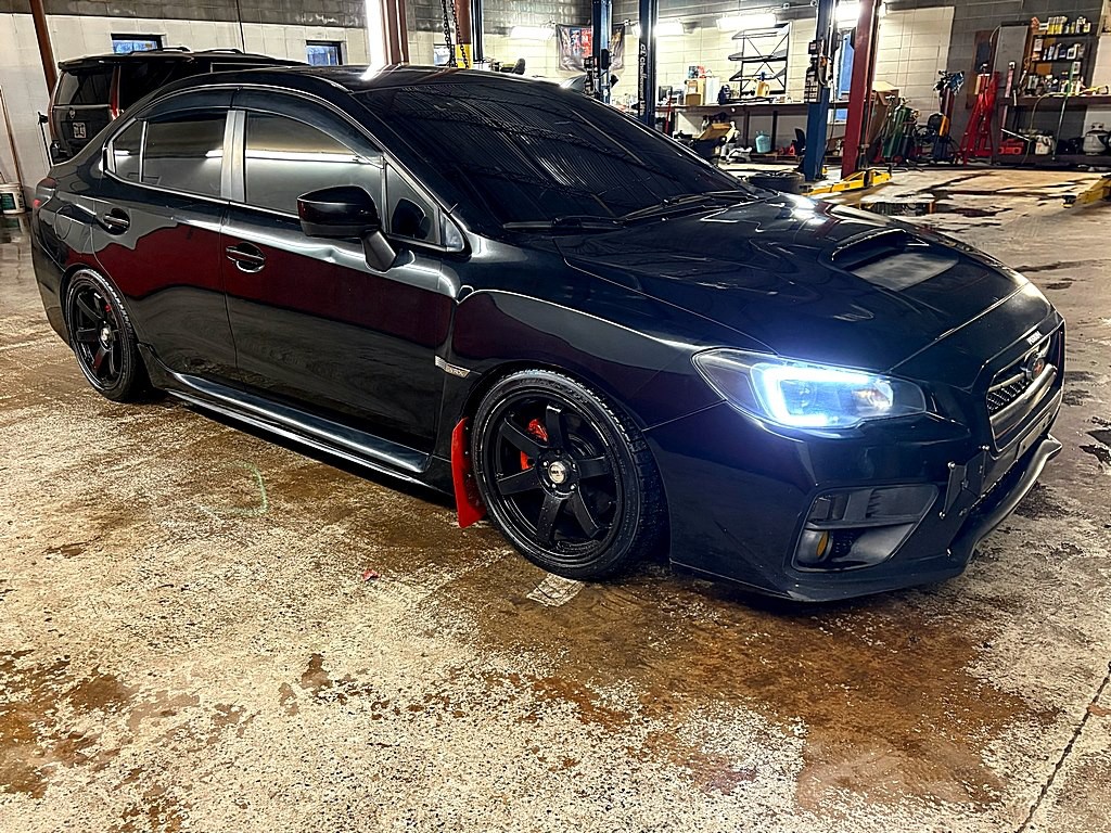 2015 Subaru WRX Image 8