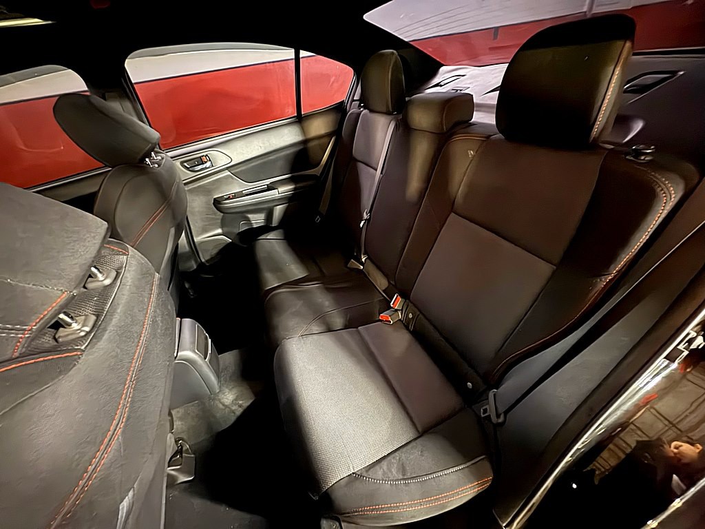 2015 Subaru WRX Image 18