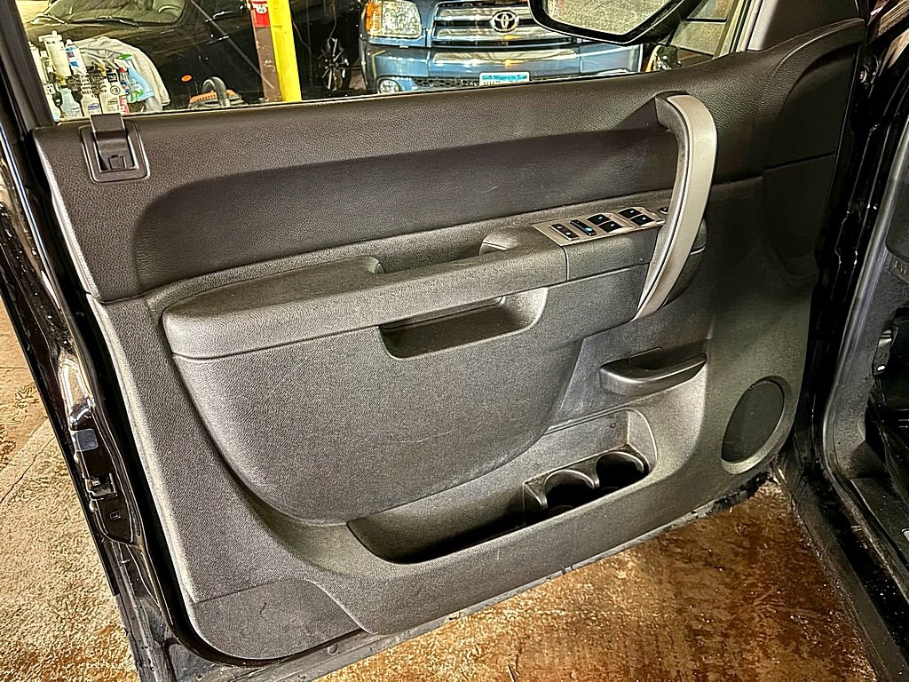 2011 Chevrolet Silverado 1500 Image 16