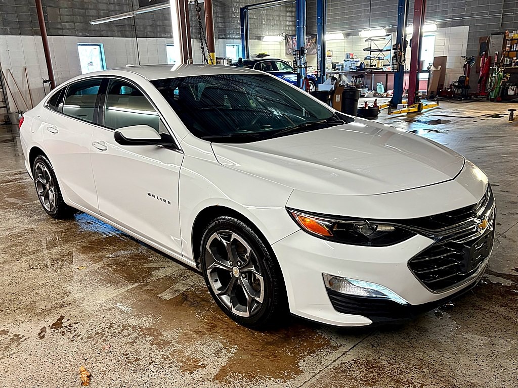 2023 Chevrolet Malibu Image 8