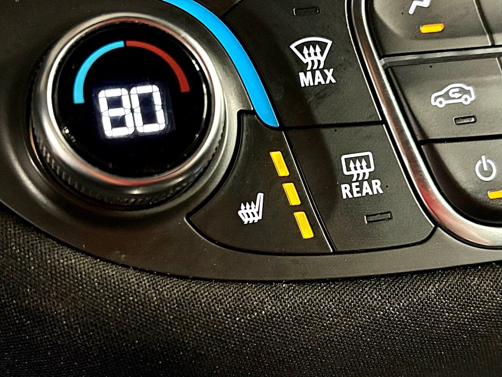 2023 Chevrolet Malibu Image 16