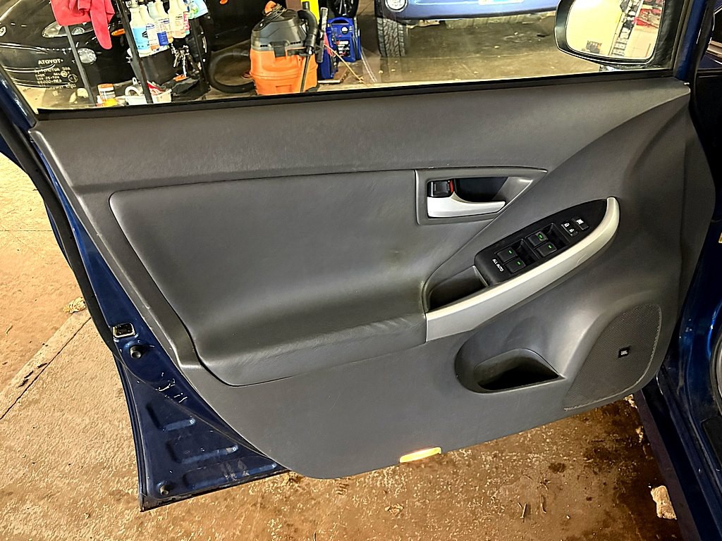 2010 Toyota Prius Image 18