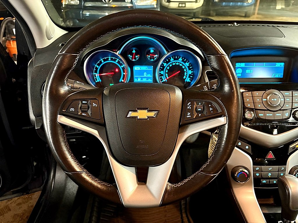 2014 Chevrolet Cruze Image 12