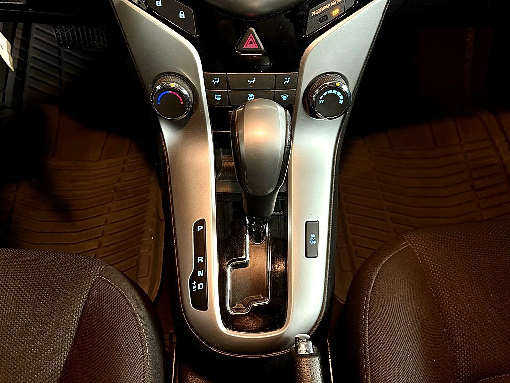 2014 Chevrolet Cruze Image 15