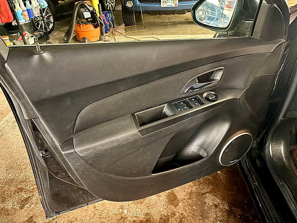 2014 Chevrolet Cruze Image 17