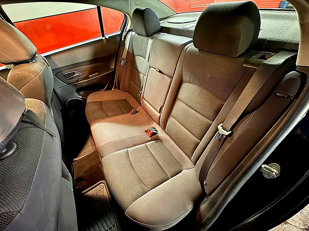 2014 Chevrolet Cruze Image 20