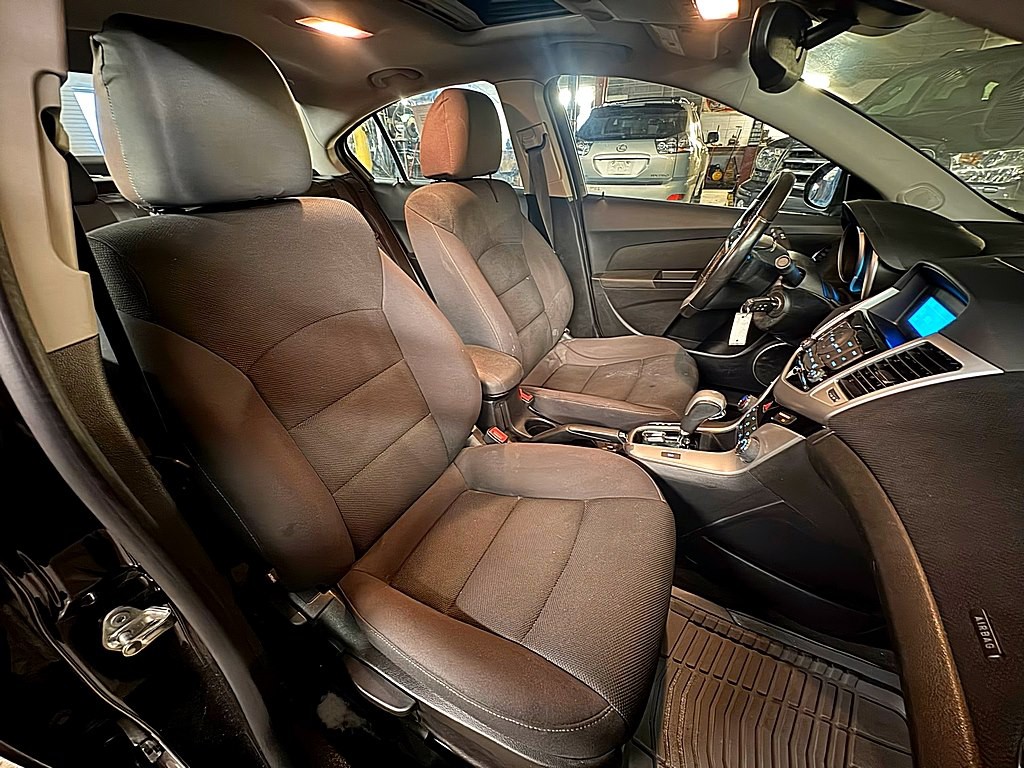 2014 Chevrolet Cruze Image 23