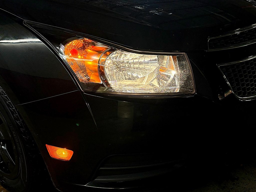 2014 Chevrolet Cruze Image 27