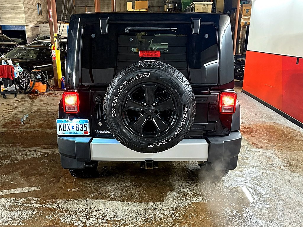 2012 Jeep Wrangler Unlimited Image 6