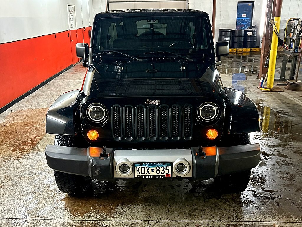 2012 Jeep Wrangler Unlimited Image 9