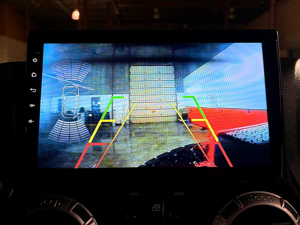 2012 Jeep Wrangler Unlimited Image 15