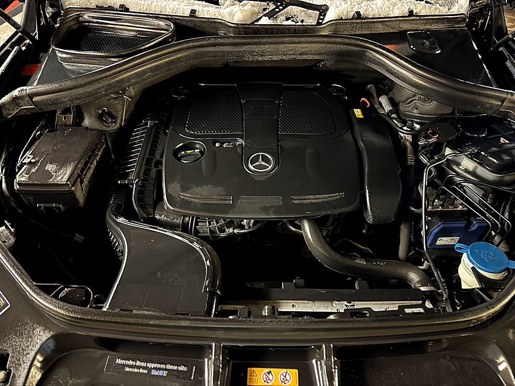 2014 Mercedes-Benz M-Class Image 2