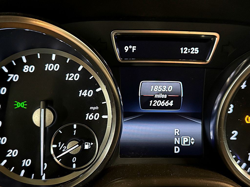 2014 Mercedes-Benz M-Class Image 10