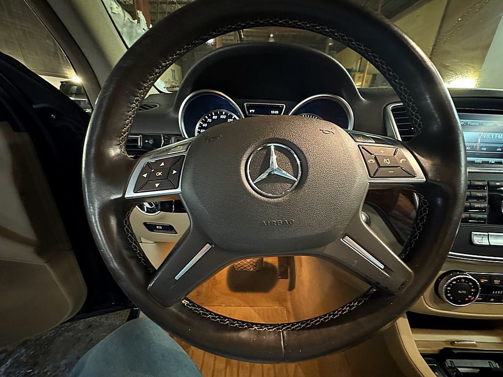 2014 Mercedes-Benz M-Class Image 11