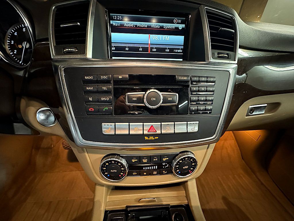 2014 Mercedes-Benz M-Class Image 15