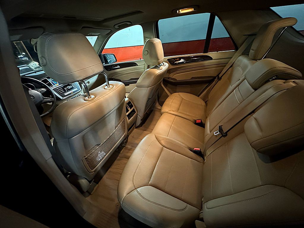 2014 Mercedes-Benz M-Class Image 16