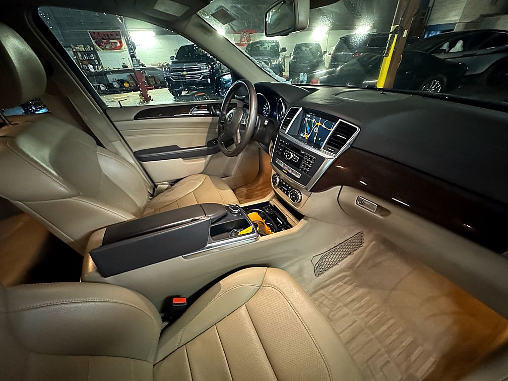 2014 Mercedes-Benz M-Class Image 20