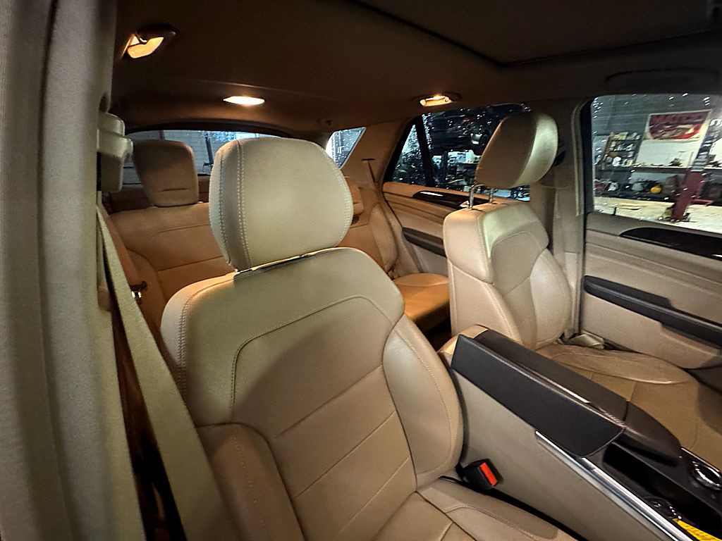 2014 Mercedes-Benz M-Class Image 22