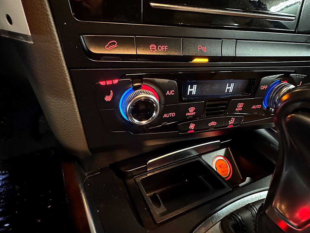 2015 Audi Q5 Image 17