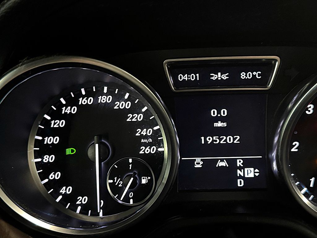 2012 Mercedes-Benz M-Class Image 13