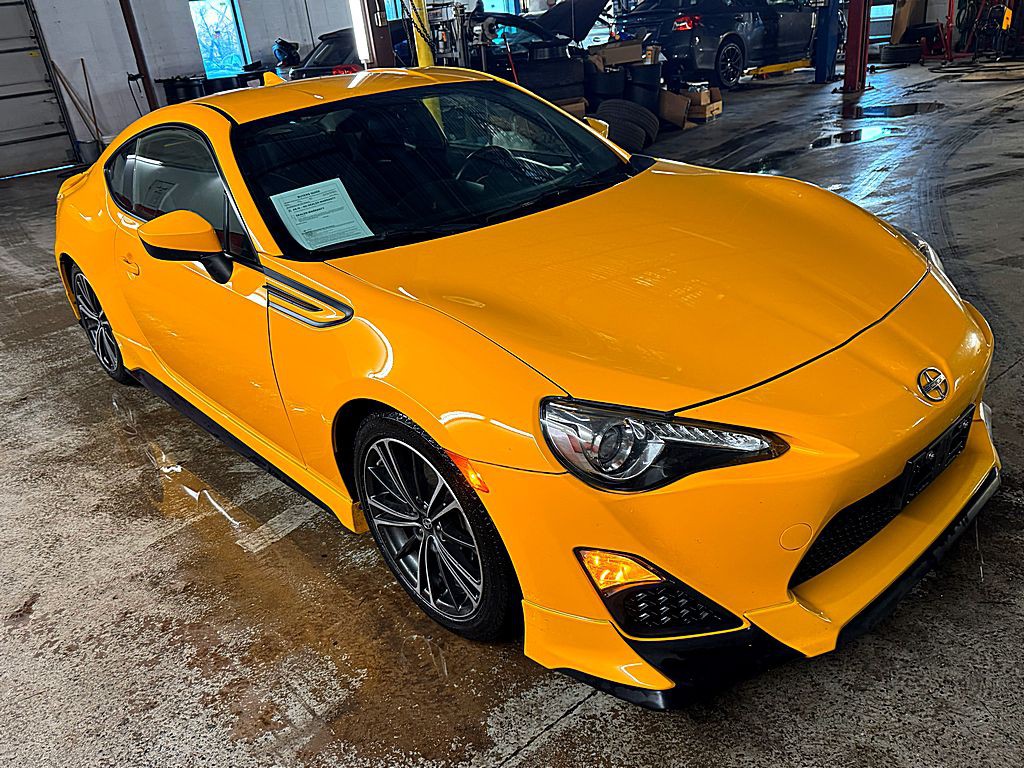2015 Scion FR-S Image 9