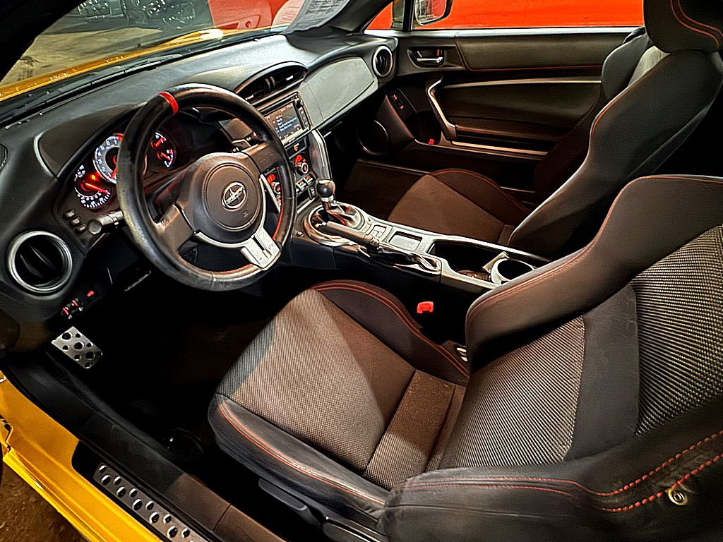 2015 Scion FR-S Image 11