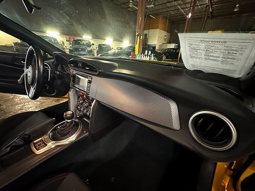 2015 Scion FR-S Image 21