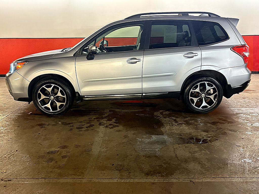 2016 Subaru Forester Image 4