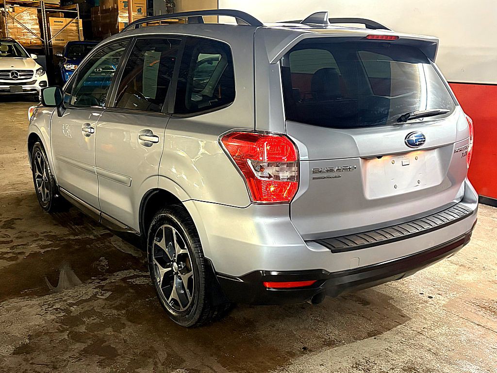 2016 Subaru Forester Image 5
