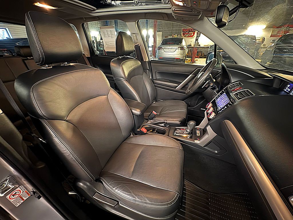 2016 Subaru Forester Image 29